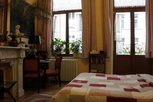 Hotel Les Bluets Брюссель Номер фото